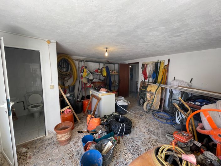 Image No.41-6 Bed Villa for sale