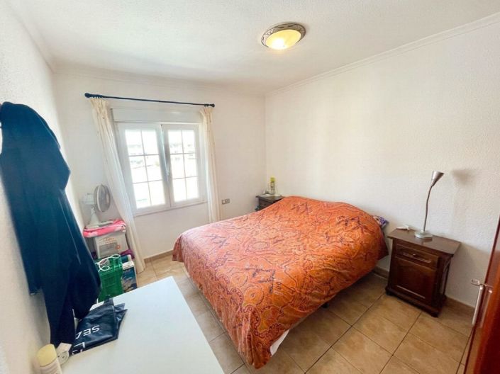 Image No.7-4 Bed Property for sale
