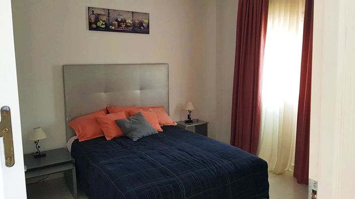 Image No.19-3 Bed Townhouse for sale