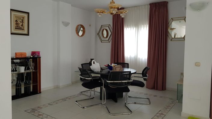 Image No.4-3 Bed Townhouse for sale