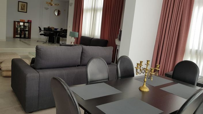 Image No.4-3 Bed Townhouse for sale