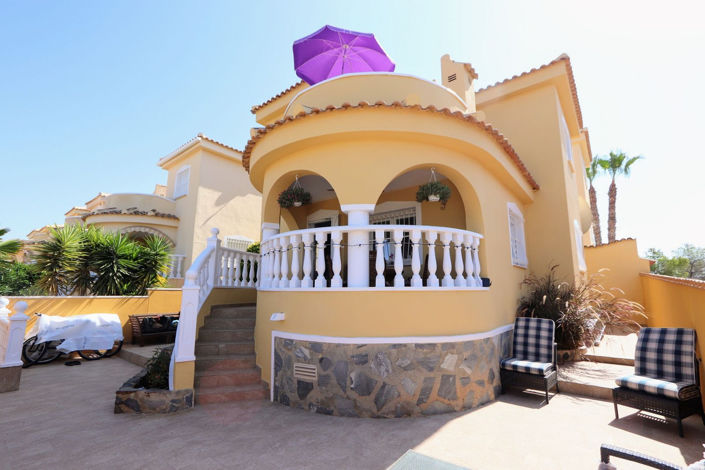 Image No.1-3 Bed House for sale