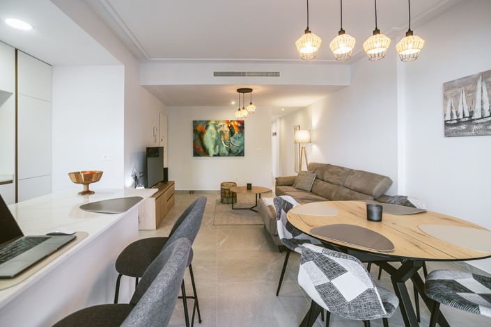 Image No.8-2 Bed Apartment for sale