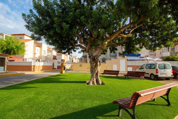 Image No.20-2 Bed Apartment for sale