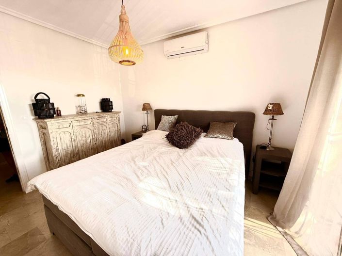 Image No.22-3 Bed Villa for sale