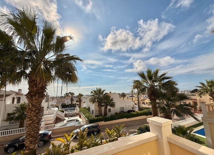 Image No.24-3 Bed Villa for sale