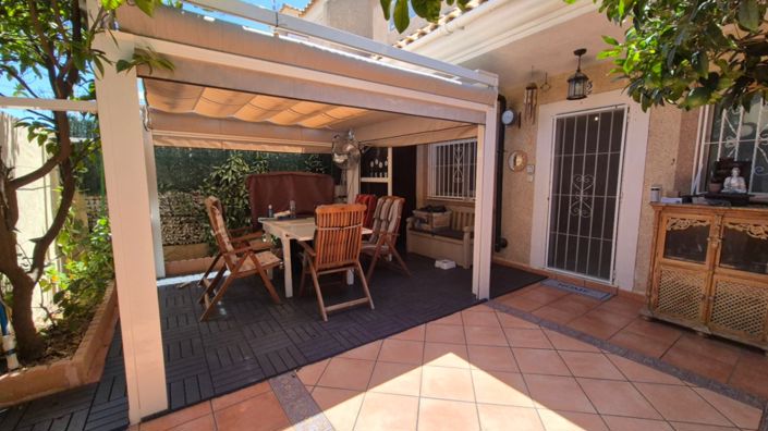 Image No.1-3 Bed Townhouse for sale