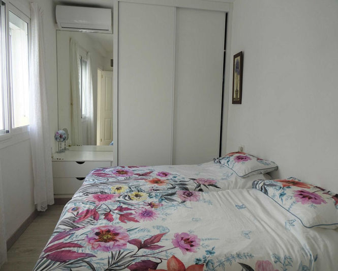 Image No.12-2 Bed Apartment for sale