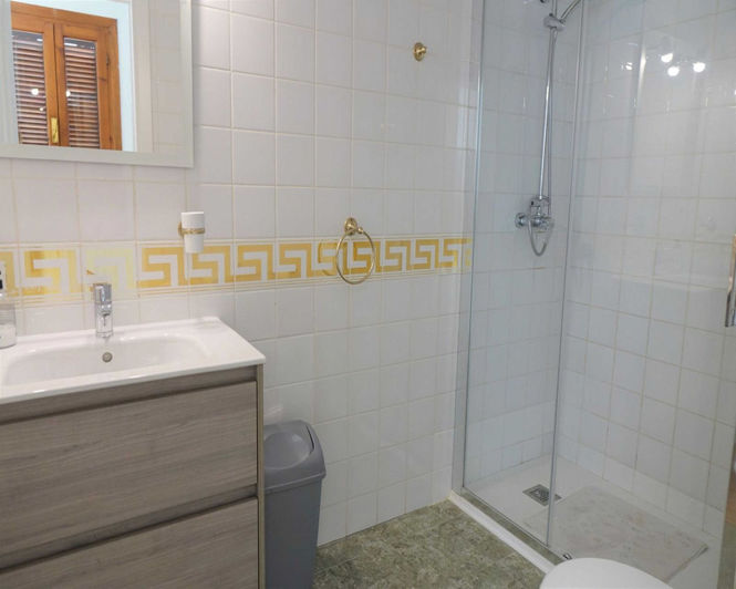 Image No.16-2 Bed Apartment for sale