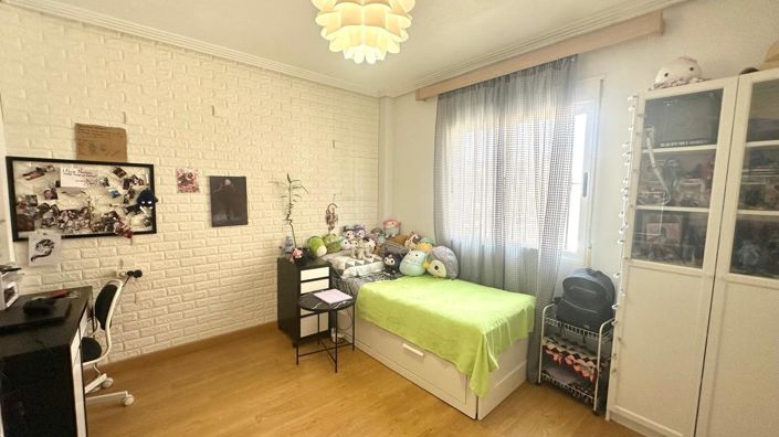 Image No.43-3 Bed Townhouse for sale