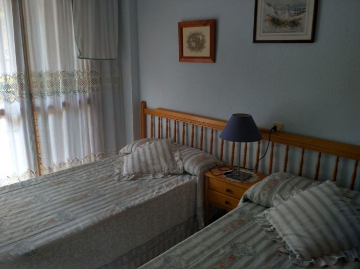 Image No.8-2 Bed Townhouse for sale