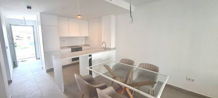 Image No.5-2 Bed Apartment for sale