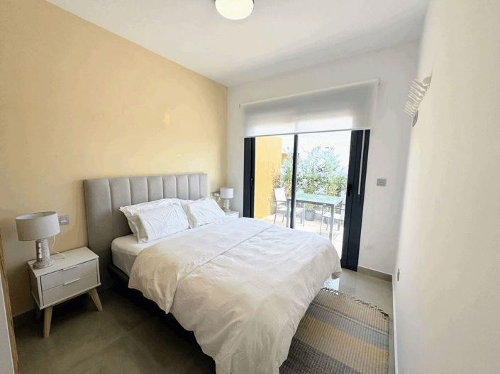 Image No.11-2 Bed Apartment for sale