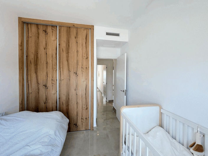 Image No.17-2 Bed Apartment for sale