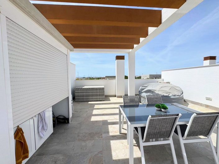 Image No.21-2 Bed Apartment for sale