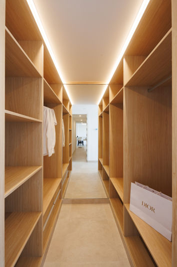 Image No.11-2 Bed Property for sale