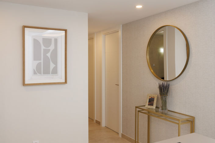 Image No.7-2 Bed Property for sale