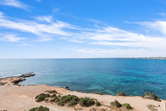 Image No.40-2 Bed Apartment for sale