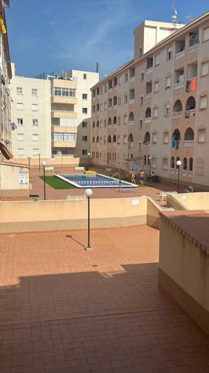 Image No.23-Appartement de 2 chambres à vendre à Torrevieja