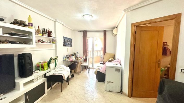 Image No.3-Appartement de 2 chambres à vendre à Torrevieja