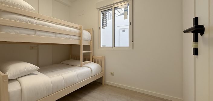 Image No.12-2 Bed Apartment for sale