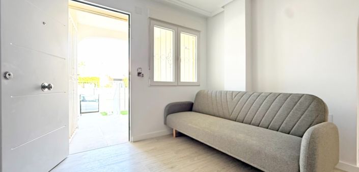 Image No.17-2 Bed Apartment for sale