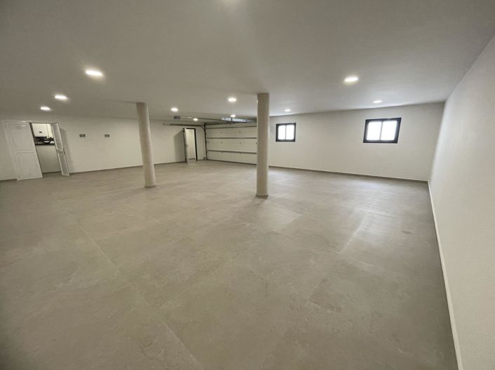 Image No.41-3 Bed Villa for sale