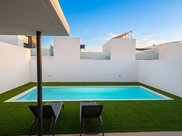 Image No.15-3 Bed Villa for sale