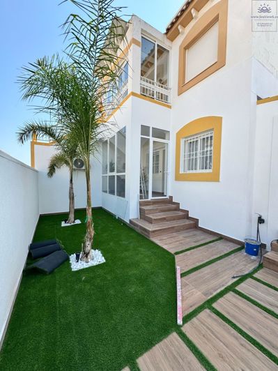 Image No.1-Bungalow de 3 chambres à vendre à Torrevieja