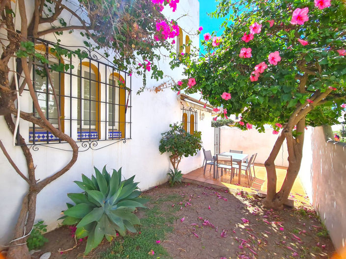 Image No.2-3 Bed Townhouse for sale