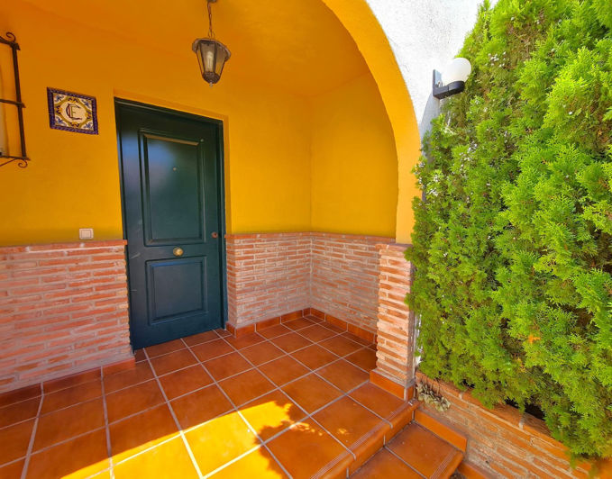 Image No.9-3 Bed Villa for sale