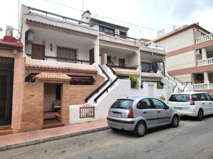 Image No.35-3 Bed Bungalow for sale