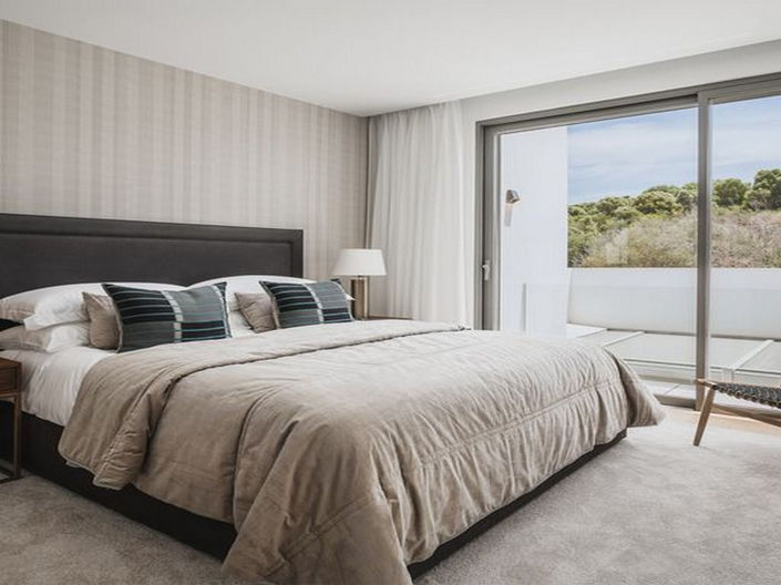 Image No.7-3 Bed House for sale