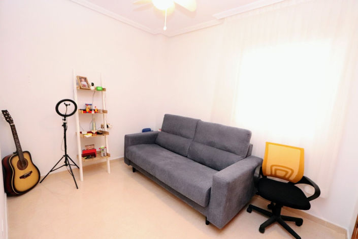 Image No.16-2 Bed Apartment for sale