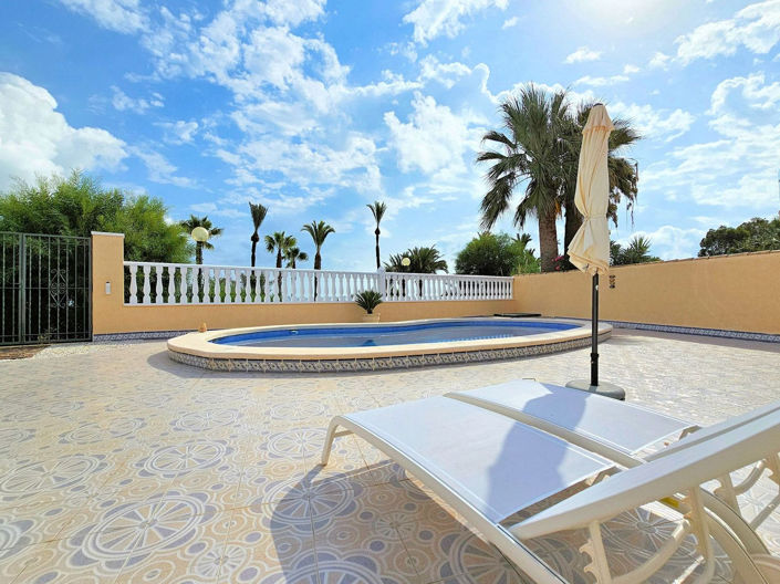 Image No.34-4 Bed House for sale