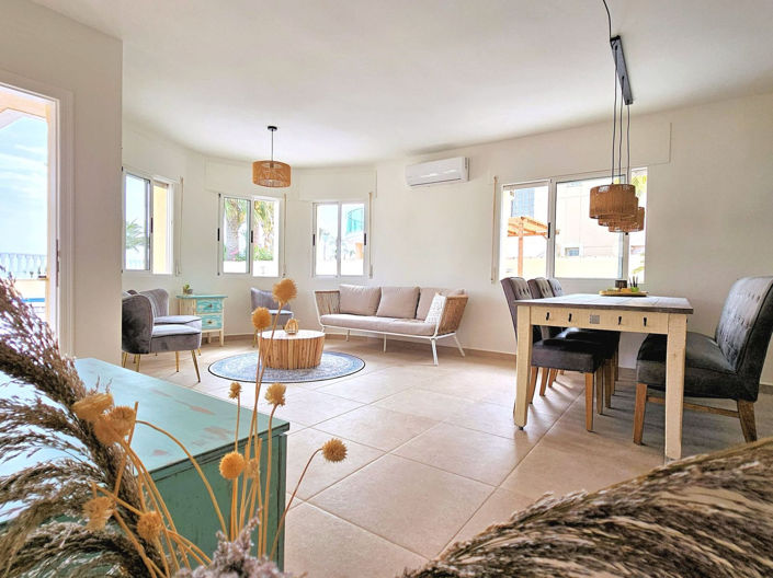 Image No.7-4 Bed House for sale