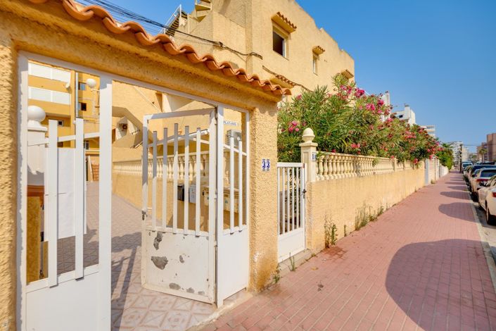 Image No.35-2 Bed Apartment for sale