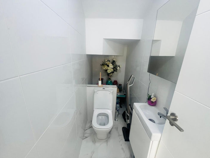 Image No.11-3 Bed Villa for sale