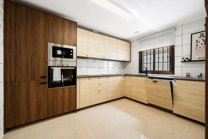 Image No.10-3 Bed House for sale