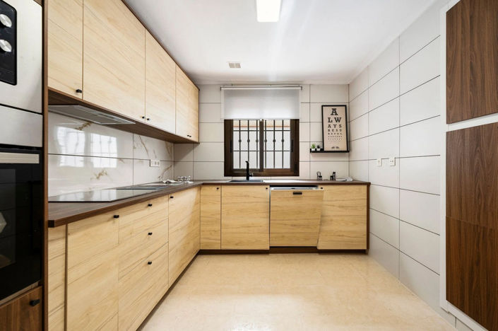 Image No.12-3 Bed House for sale