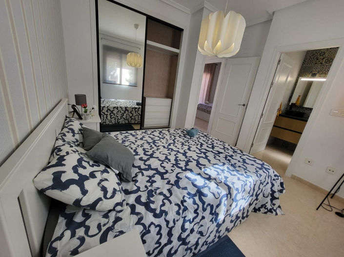 Image No.14-3 Bed House for sale