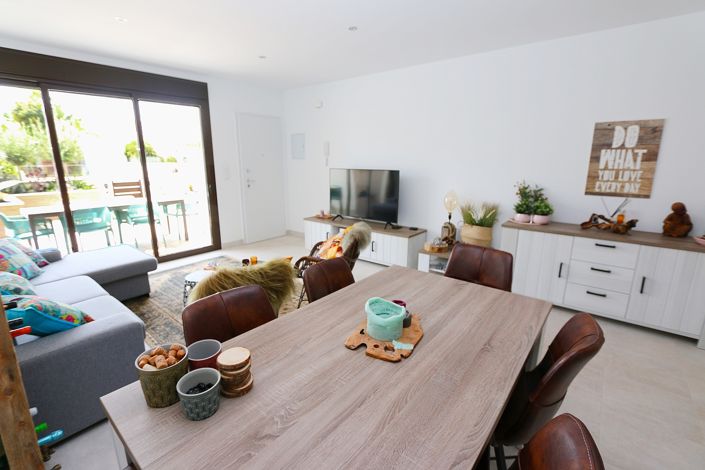 Image No.18-3 Bed Apartment for sale