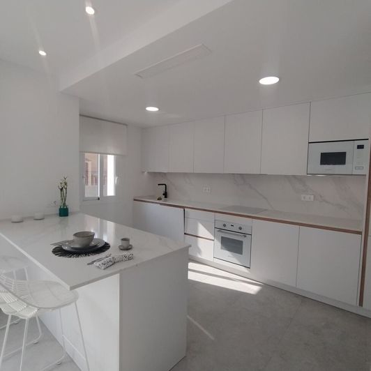 Image No.12-3 Bed Apartment for sale