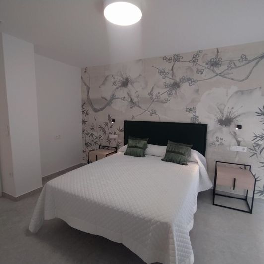 Image No.18-3 Bed Apartment for sale