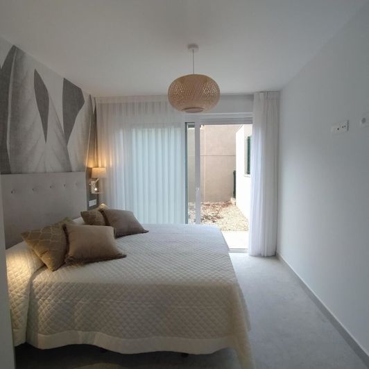 Image No.26-3 Bed Apartment for sale