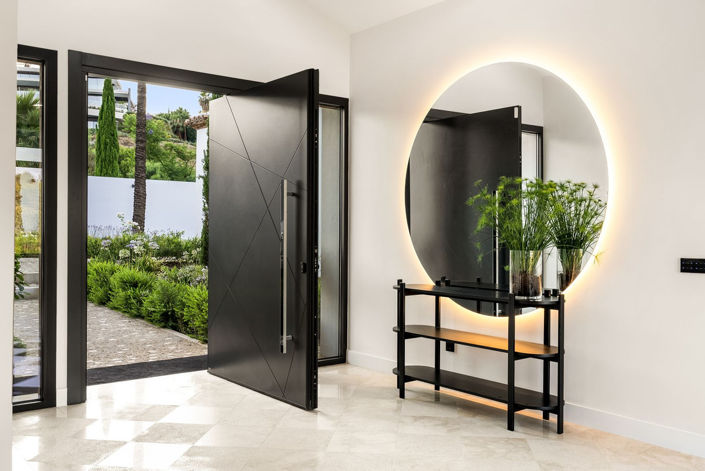 Image No.2-6 Bed Villa for sale