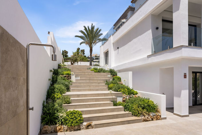 Image No.39-6 Bed Villa for sale