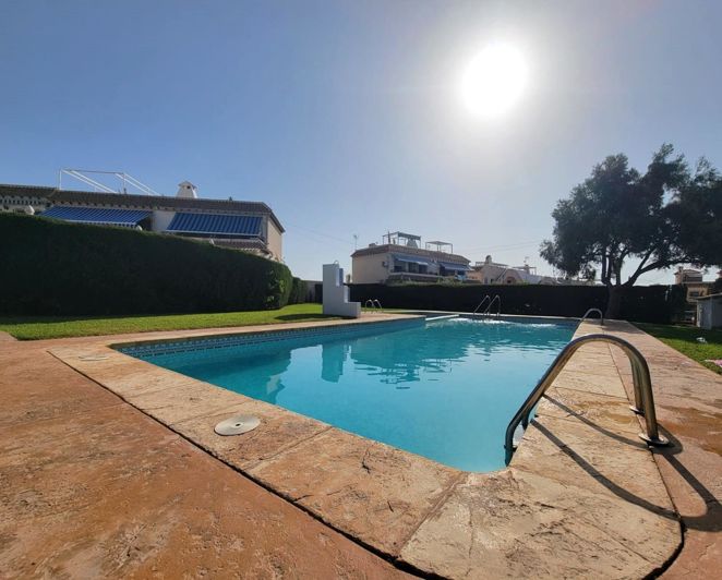 Image No.36-2 Bed Bungalow for sale