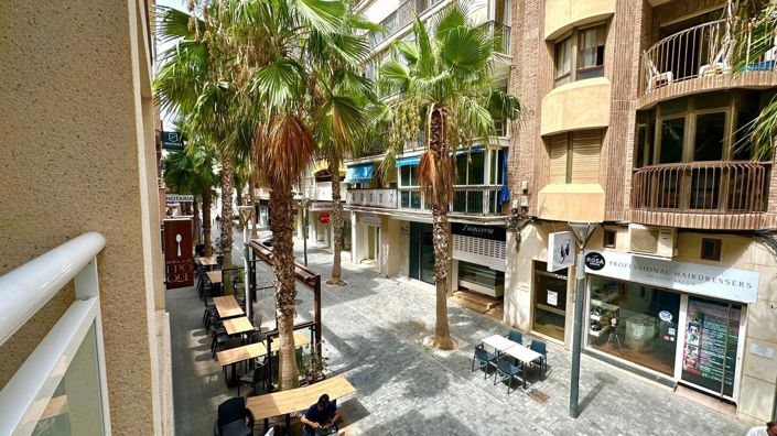 Image No.25-4 Bed Apartment for sale