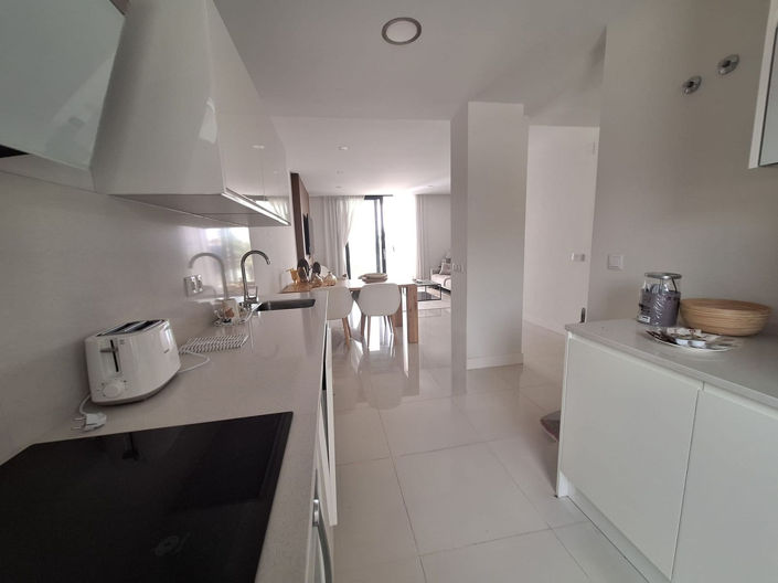 Image No.4-2 Bed Apartment for sale